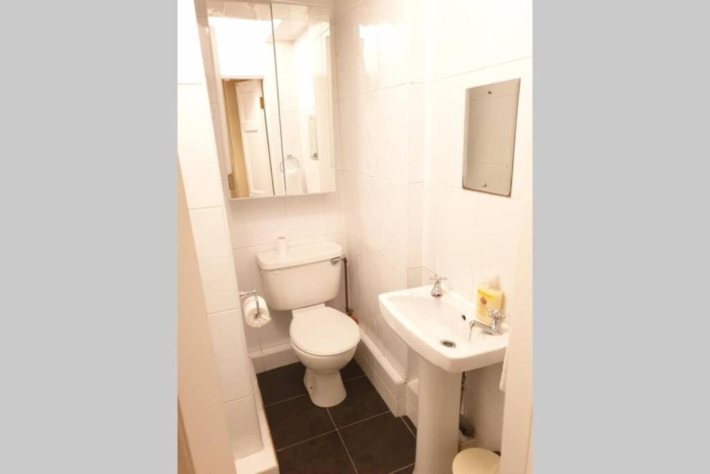 Large 3 Bed, Galway City Centre Exterior photo